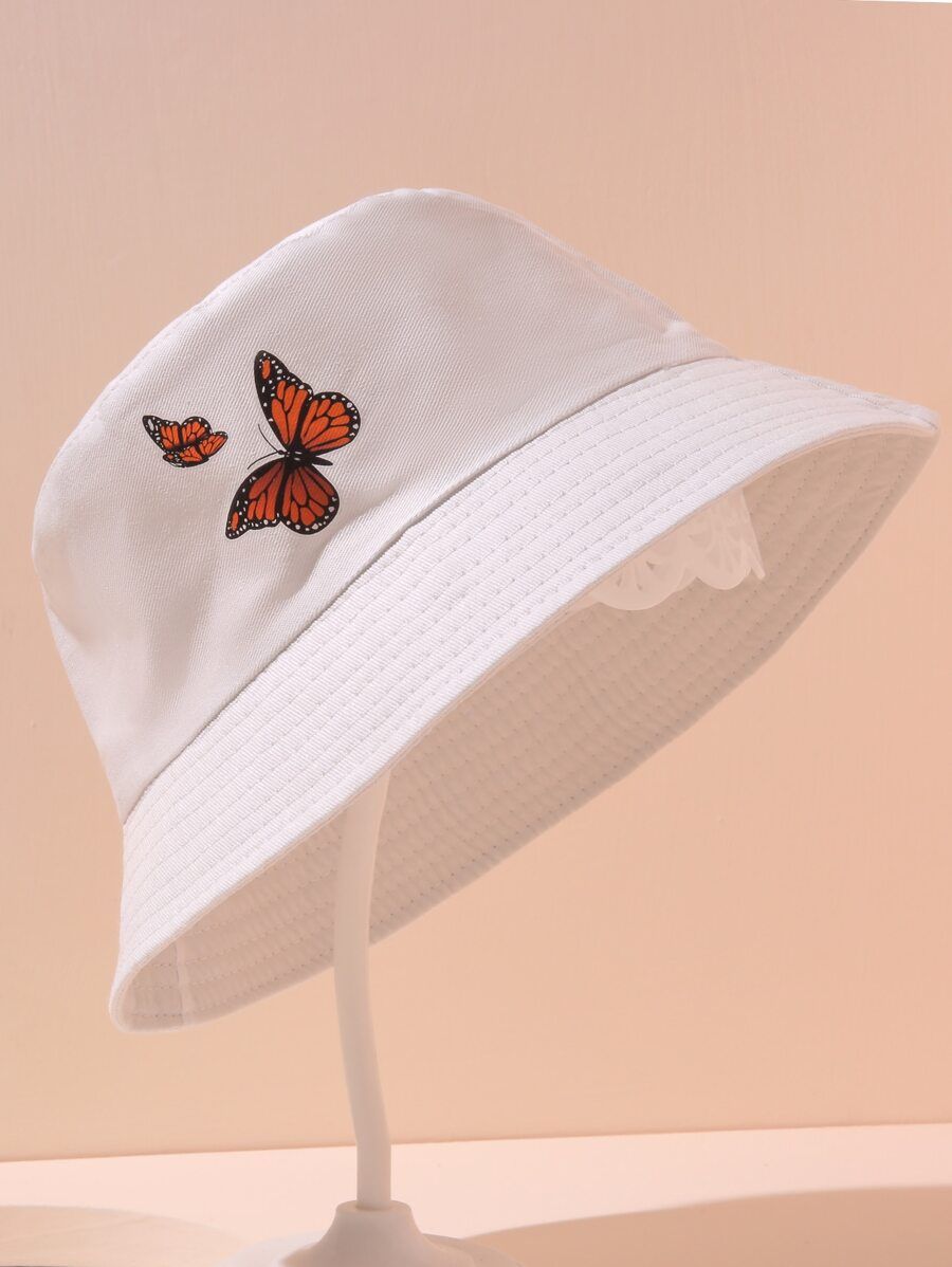 قبعة بيضاء 2021 